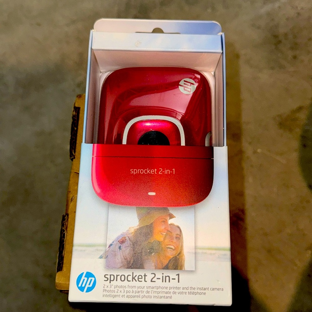 NIB HP Sprocket 2-in-1 Photo Printer and Instant Camera